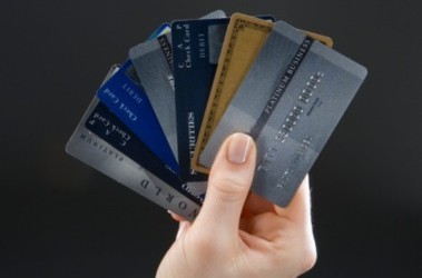 3 серпня 2011, 10:44 Переглядів:   Для «зарплатних» клієнтів банки пропонують бонуси