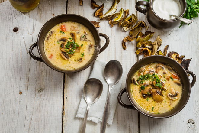 Грибний суп   Грибний крем-суп - вдалий вибір страви для літнього обіду